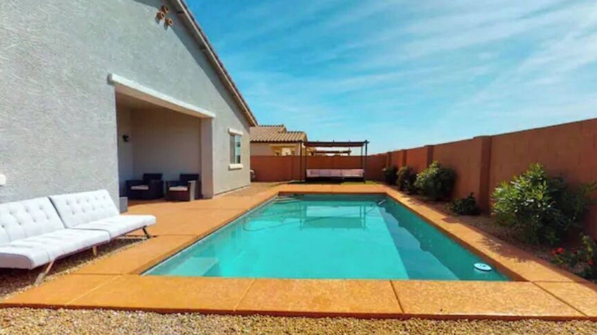 Maricopa House | Beautifully decorated new build home w/POOL!