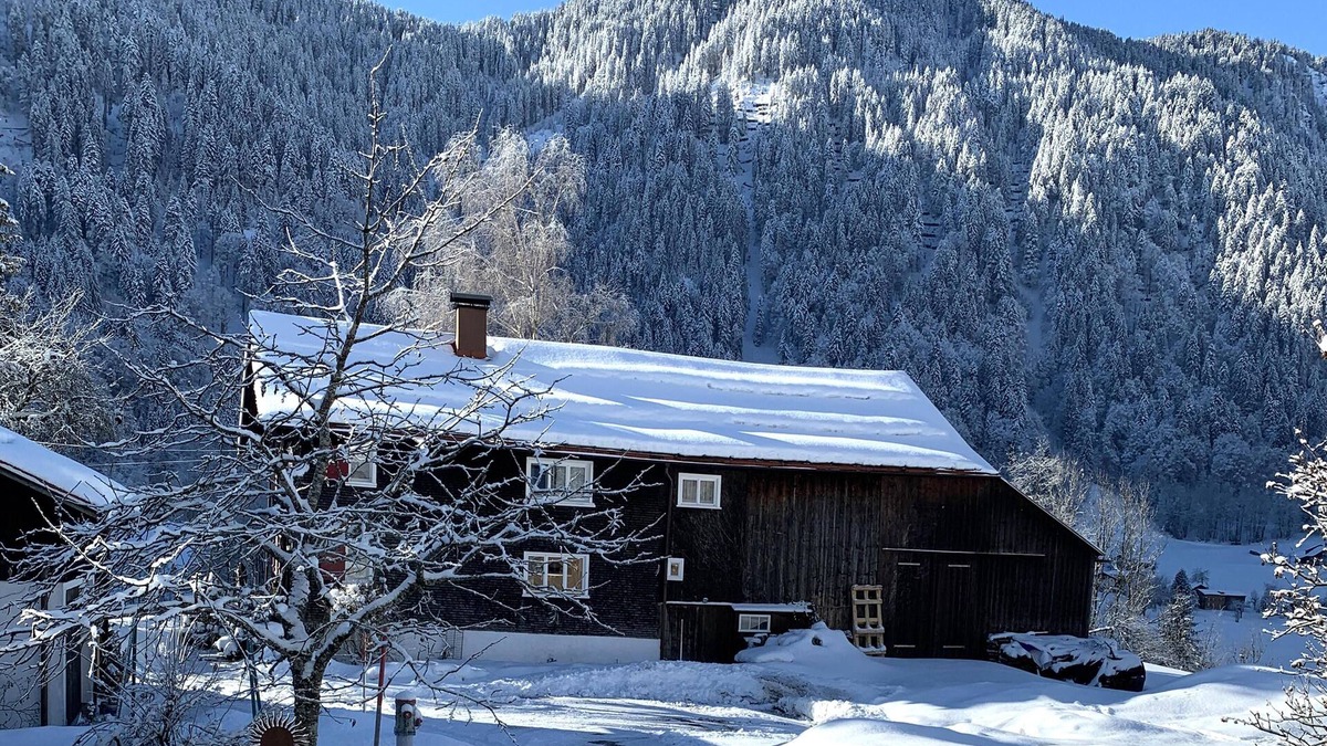 Dalaas House | Beautifully renovated farmhouse, dream location