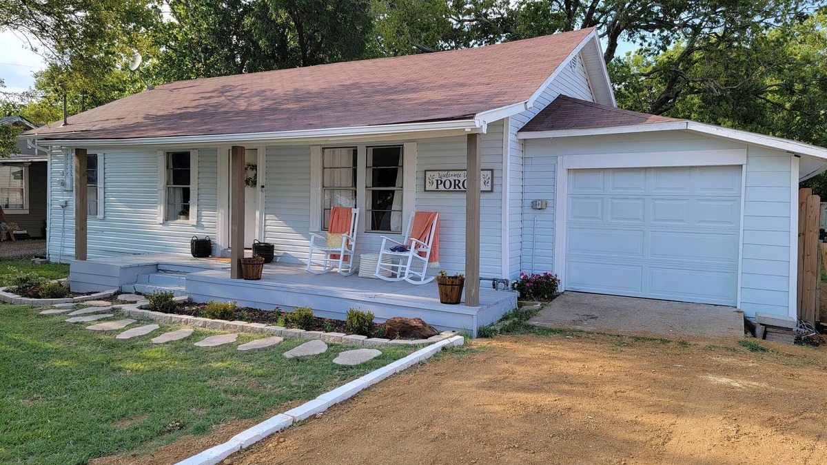 Celina House | Beautifully restored home three blocks from Downtown Celina Square