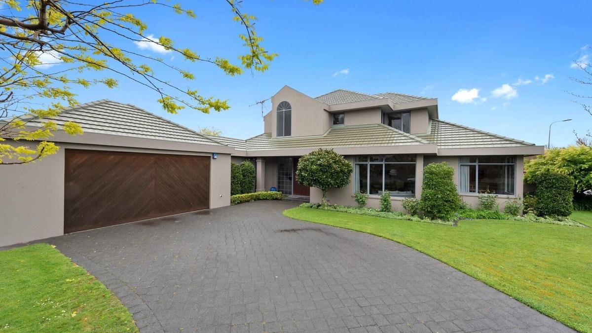 Hamilton House | Beautyfull 367 sqm house double storey house