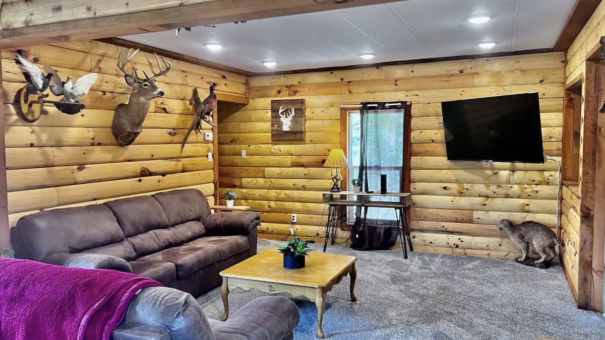 Lansing Cabin | Beaver Cabin