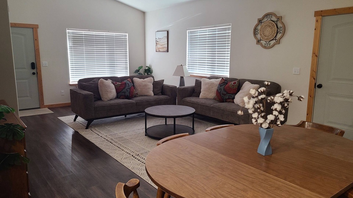 Dillon House | Beaverhead House Rental