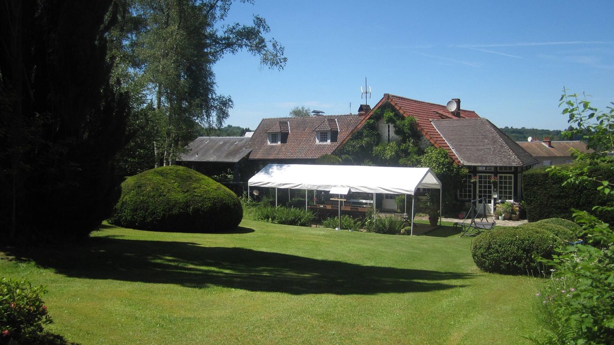 Chateauneuf-la-Foret Bed & Breakfast | BED AND BREAKFAST NEAR LIMOGES