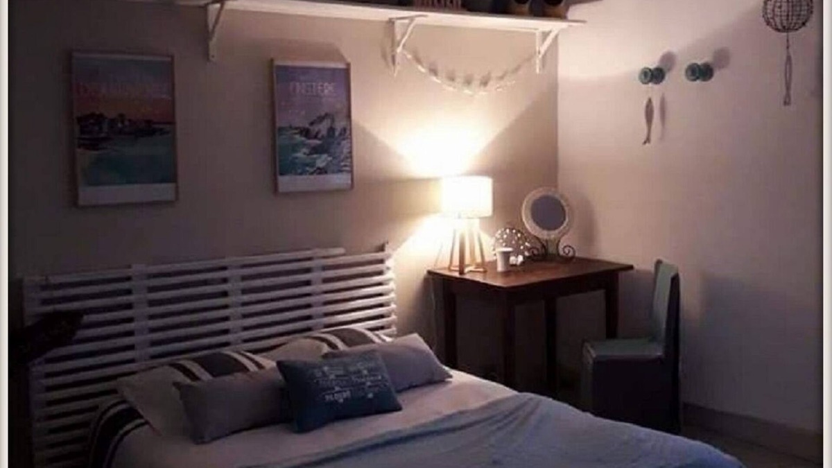 Plonevez-Porzay Bed & Breakfast | Bed and breakfast on the sea air .
