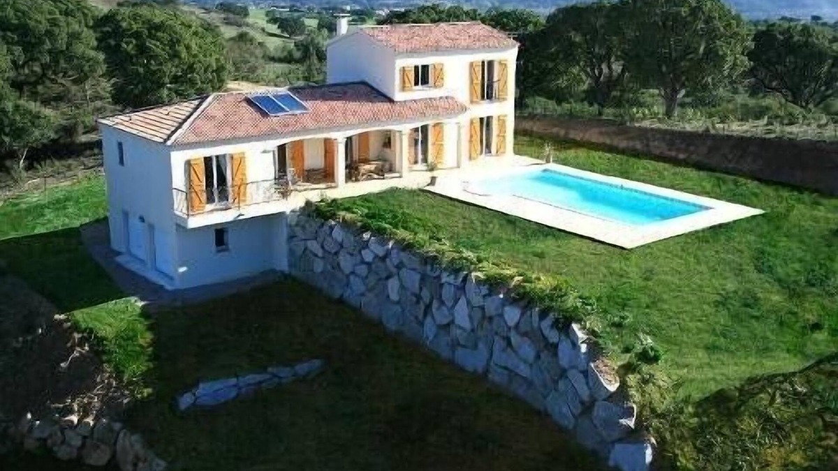 Afa House | Bed and breakfast 10 minutes from Ajaccio and the beaches, swimming pool.