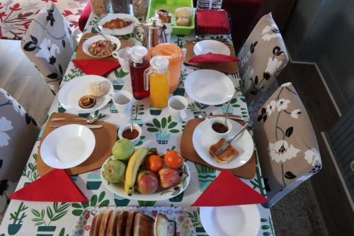 Tabua House | Bed and breakfast EXCLUSIVE & Luxury Traditional Portuguese Farmhouse