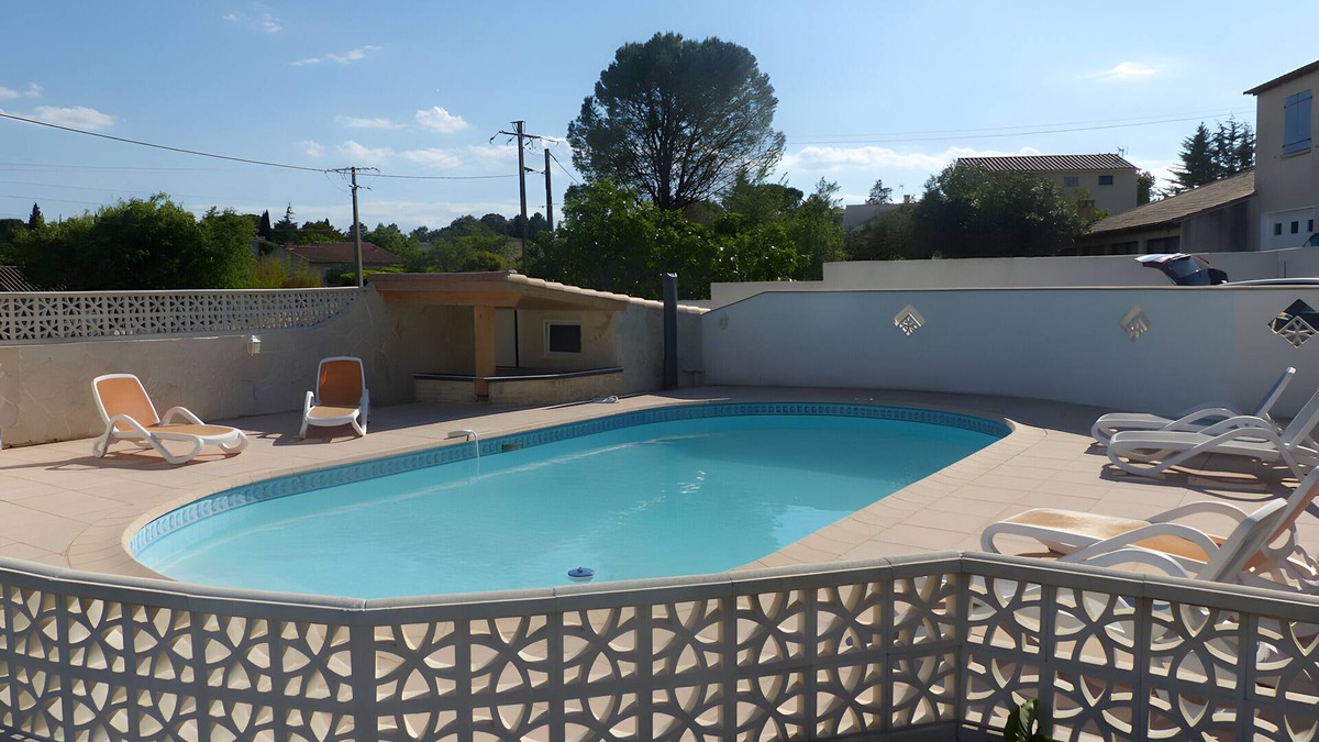 Saint-Drezery Bed & Breakfast | Bed and Breakfast 'Chez Gaston' with Private Pool, Wi-Fi and Air Conditioning