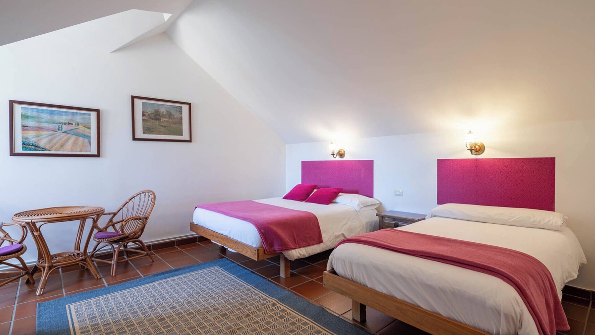 Areas Bed & Breakfast | Bed and Breakfast 'Habitación Triple 1' with Mountain View, Shared Pool and Wi-Fi