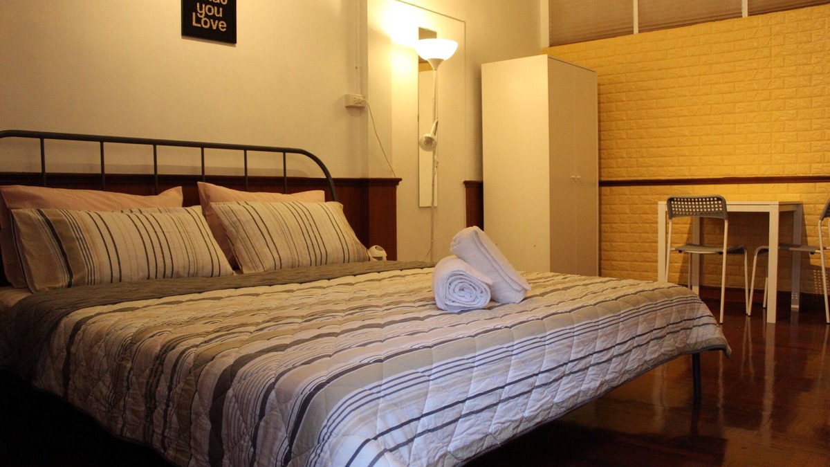 Somdet Chao Phraya Bed & Breakfast | Bed and breakfast in a local area of Bangkok near Iconsiam