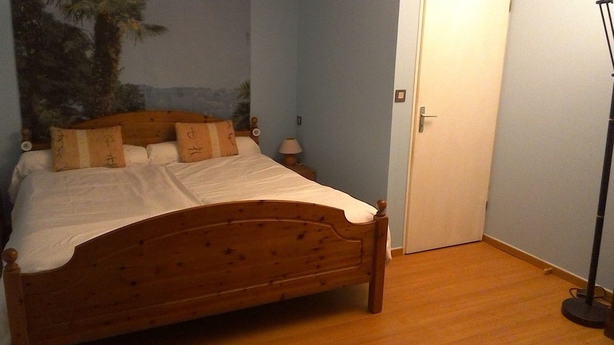 Poissy House | Bed and Breakfast in Eco House