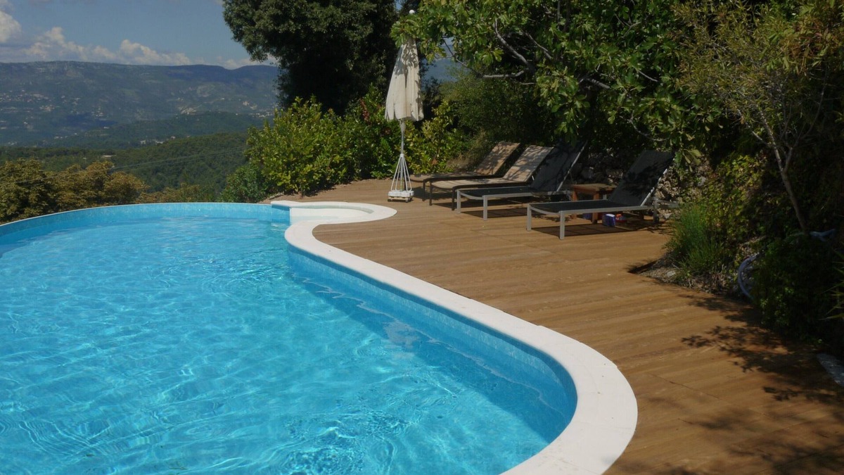 Peille House | Bed and Breakfast 'La Vela'
