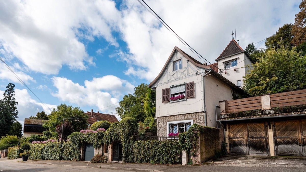 Barr Bed & Breakfast | Bed and Breakfast 'Roteluft - Pablo' with Private Terrace and Wi-Fi