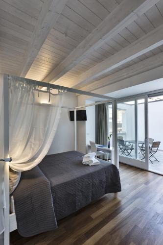 Bitonto Bed & Breakfast | Bed And Breakfast T57
