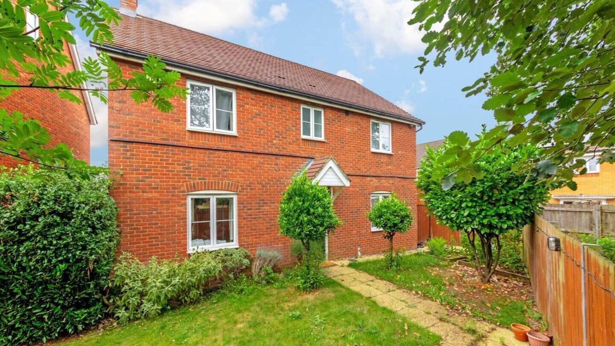 Bedford House | Bedford Serene Retreat - 5 Bedrooms