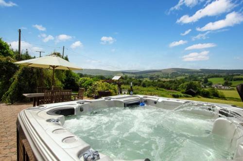 Brecon House | Bedlwyn Coch Farm