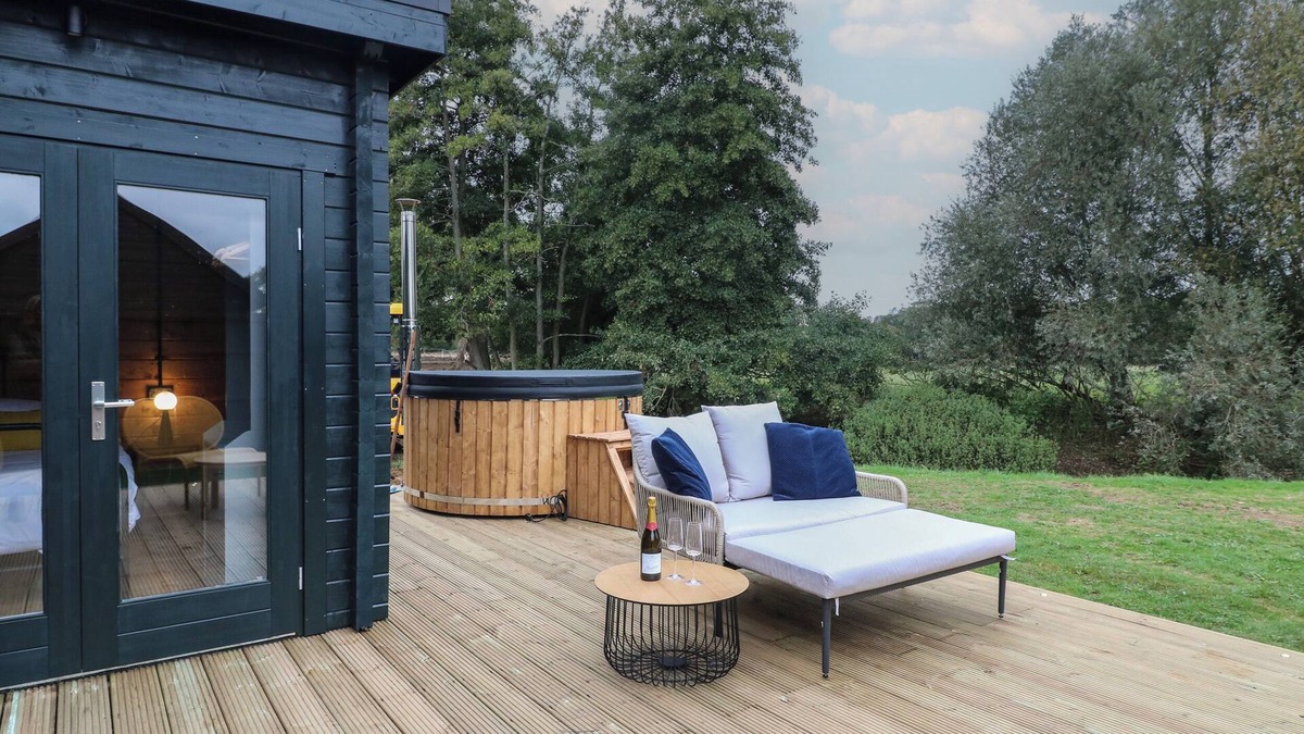 South Luffenham Cottage | Bee Hive