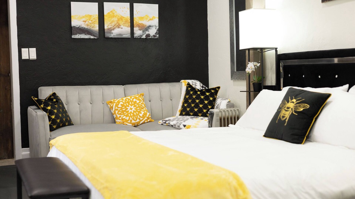 Central City Apartment | Beehive by Cloud Dream Homes