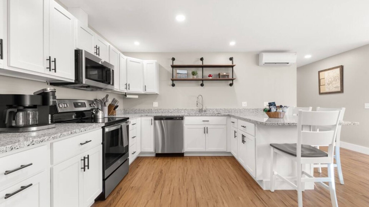 Bernard Apartment | Begin your adventure on Mount Desert Island with Maine's premier vacation destination! "Tide Song"