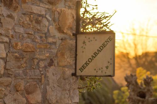 Menaka House | Bekoabadene