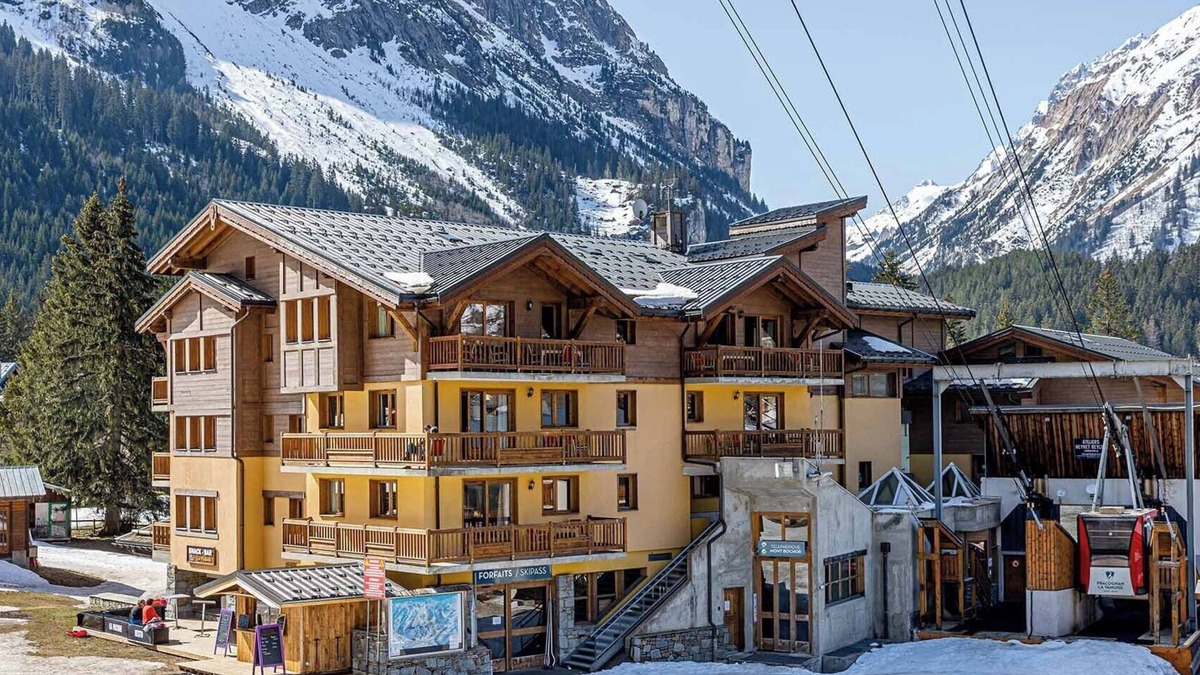 Pralognan-la-Vanoise Condo | Bel Appartement avec Accès direct aux télésièges!