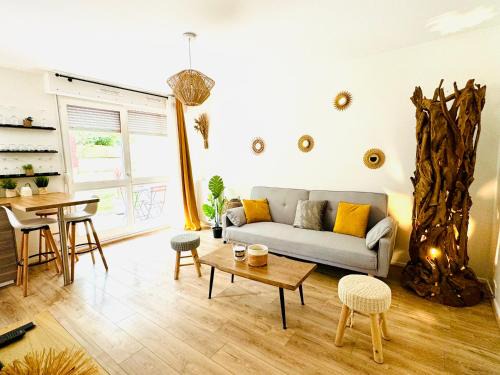 Les Longs Champs Apartment | Bel appartement proche Parc & Lac