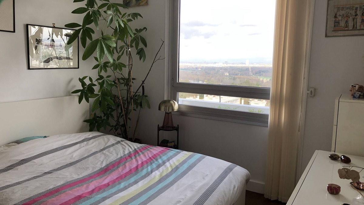 Saint-Cloud Apartment | Bel Appartement- Terrasse. Vue Exceptionnelle Paris à 15 mn Train, Tram, bus