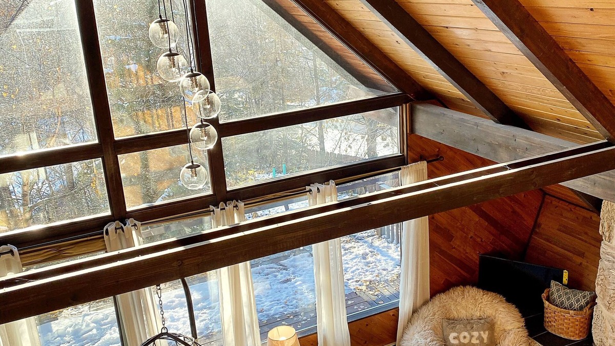 Huffman - O' Malley Ski Chalet | Bel-Hygge 🐋Chalet, cozy comfort the AK way