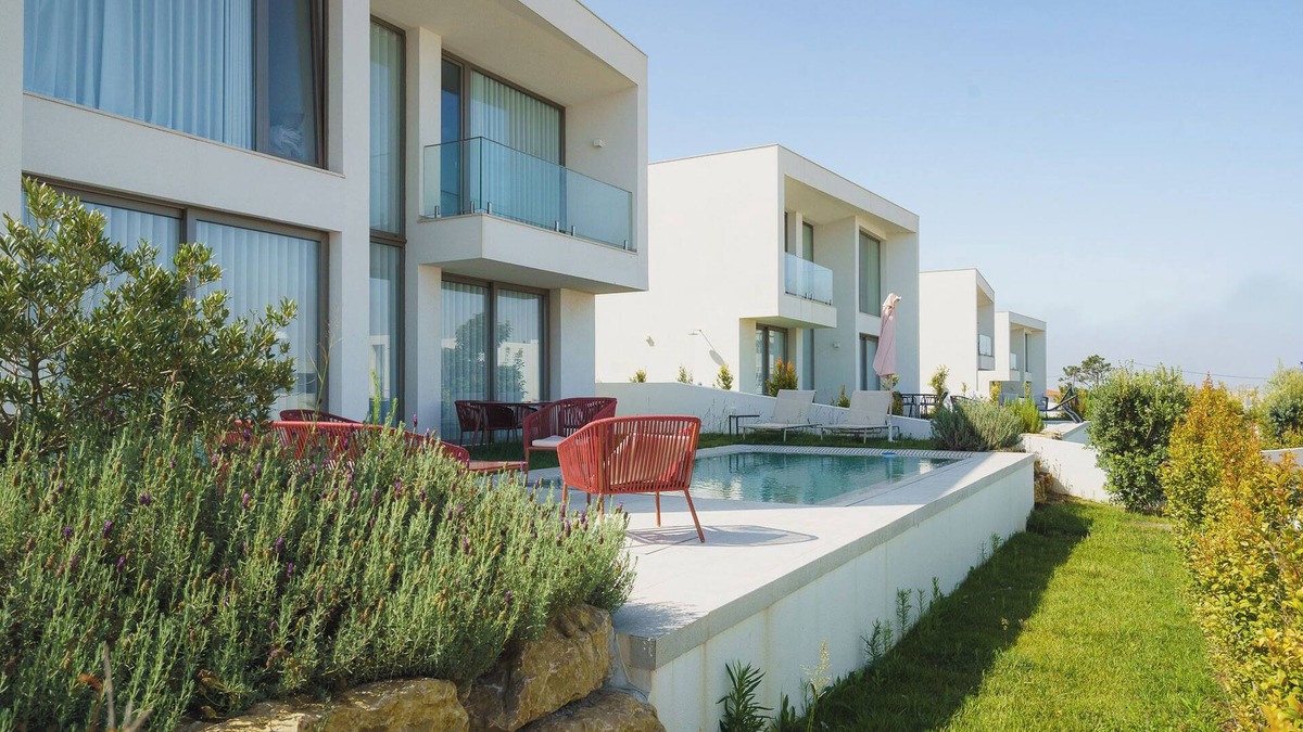 Sao Joao das Lampas Villa | Belemia White Villa, Sintra, Lisbon