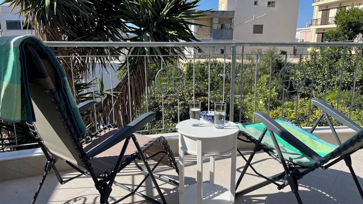 Karystos Apartment | Beletage Amalía - central, stylish, quiet