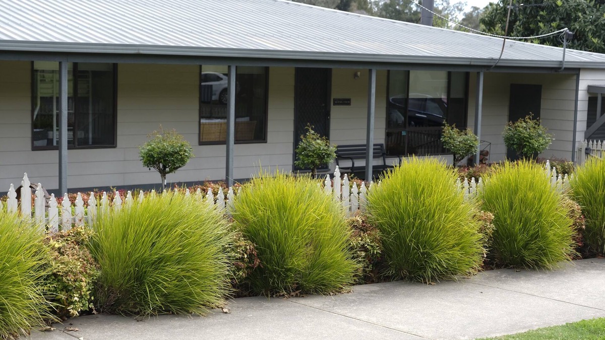 Myrtleford House | BELFORD HOUSE ON THE RAIL TRAIL