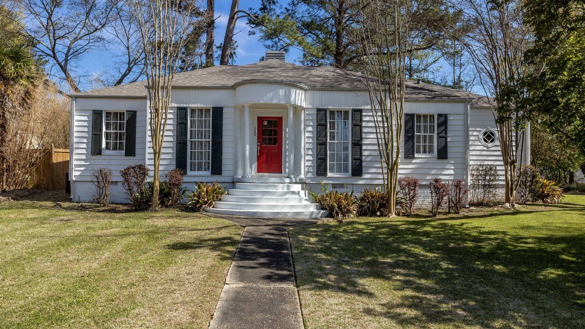 Greater Belhaven House | Belhaven Charmer!