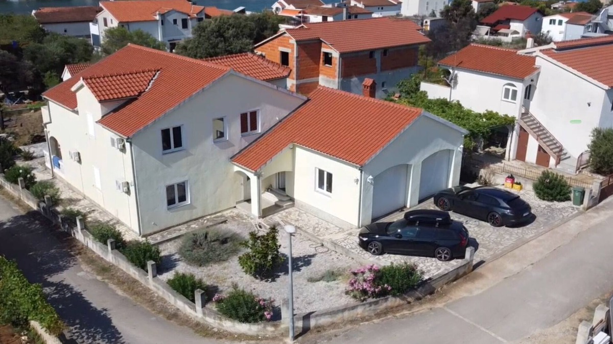 Grebastica House | Bella Villa in Grebaštica, for sole use, 100m to the beach