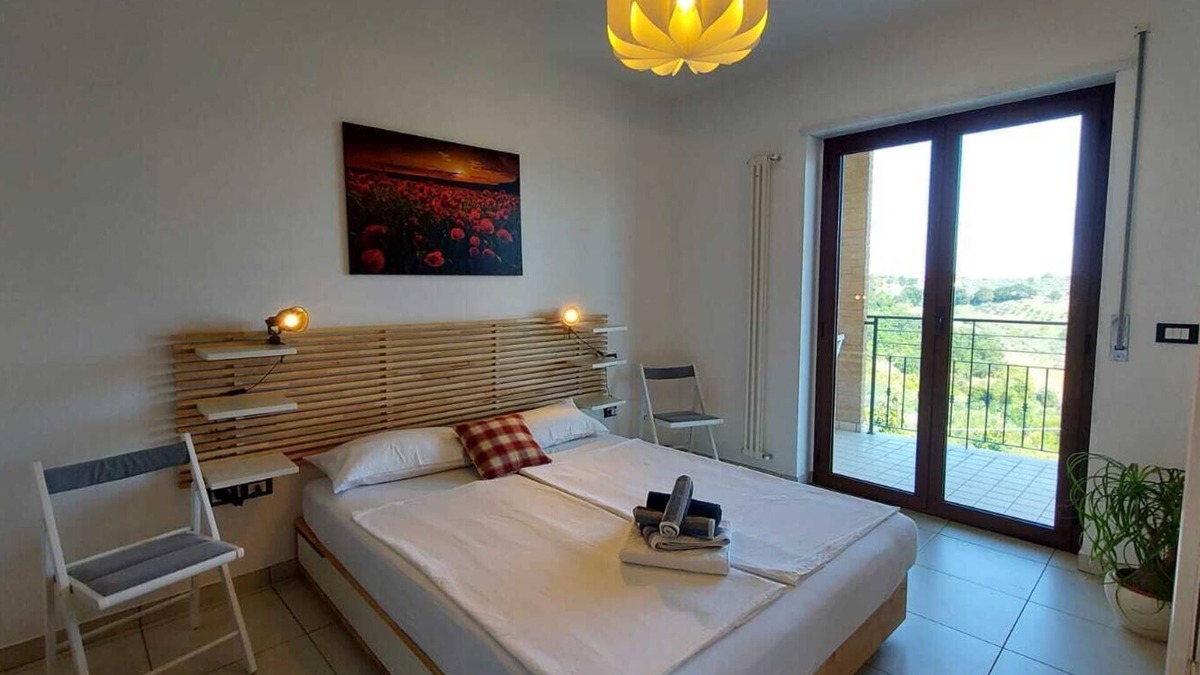 Penne Apartment | "bella Vista", Ap. mit 2 Schlafzimmer, 2 Bäder, 2 Balkone, Arbeitsplatz, Wifi