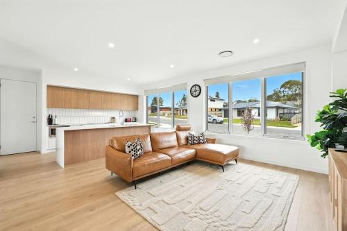 Austins Ferry House | Bella Vista Villa - A Serenity Escape in the North