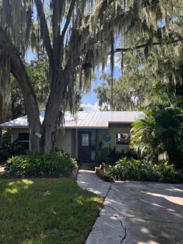 Lake Placid House | Bellas Bungalows