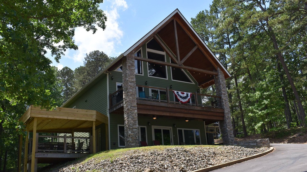 Greers Ferry Cabin | Bellawood Resort #3 Cabin with Boat Slip