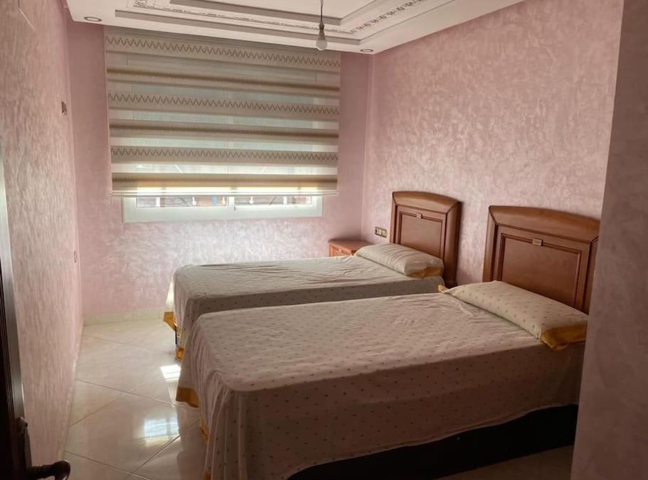 Hay Al Matar Apartment | Belle appartement au 1er étage avec climatisation, ascenseur, ADSl, etc à Nador-Neuf