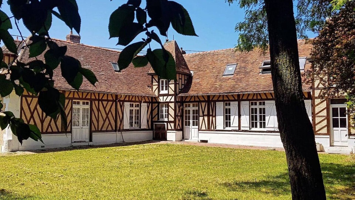 Le Ployron House | Belle Demeure Picarde Avec son Parc de 5000m2