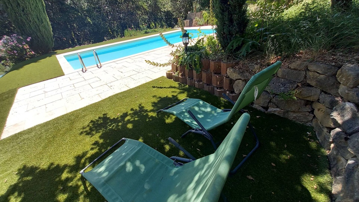 Vitrolles-en-Luberon Villa | Belle Maison Propriété 6000m2 et Belle Piscine Calme et Nature