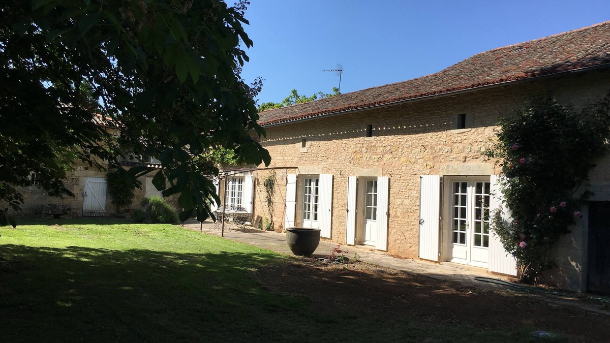Blanzay House | Belle Maison à 3kms de la Vallée des Singes