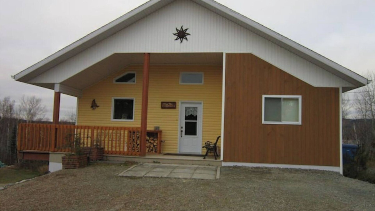 Rouyn-Noranda Ski Chalet | Belle Maison en Campagne Avec Accès au lac