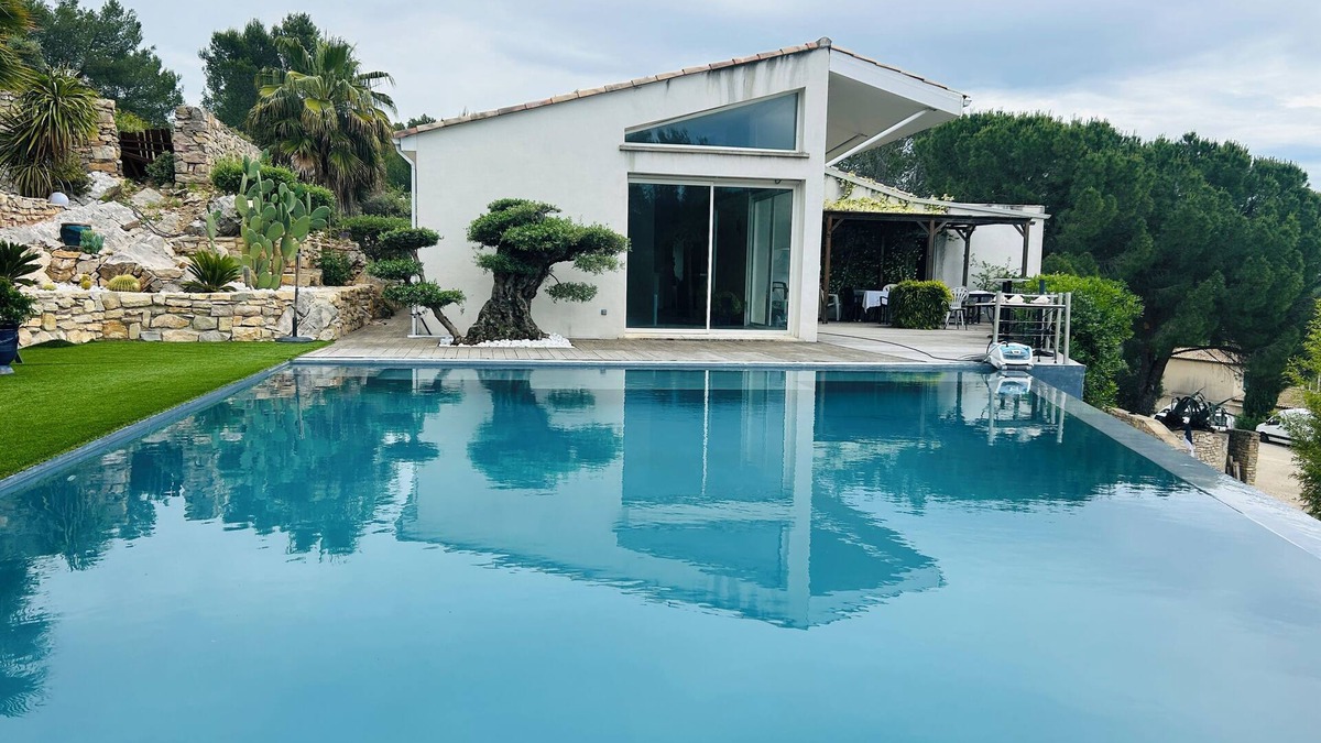 Caveirac House | Belle Maison Idéal Pour de Magnifique Vacances Calmes et Relaxantes