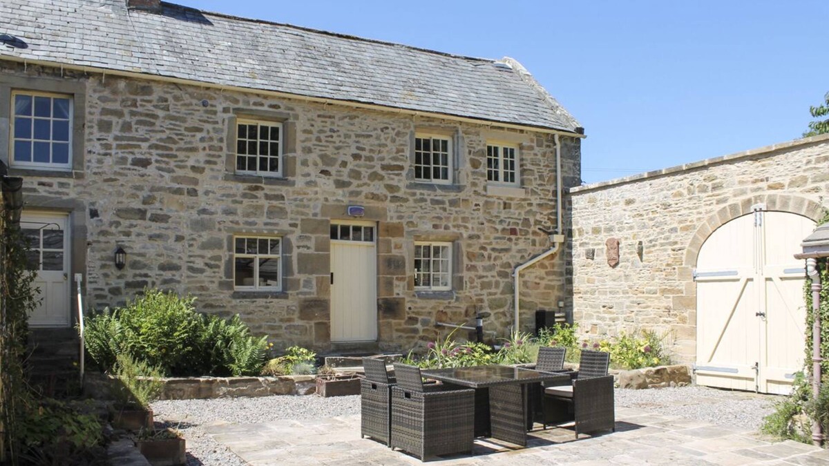 Hallington Villa | Belsay Annex Wing - Five Bedroom Villa, Sleeps 10