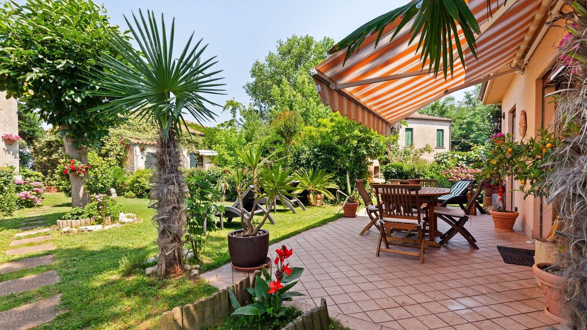Alberoni Villa | Belvilla by OYO Villa Pratolina agli Alberoni