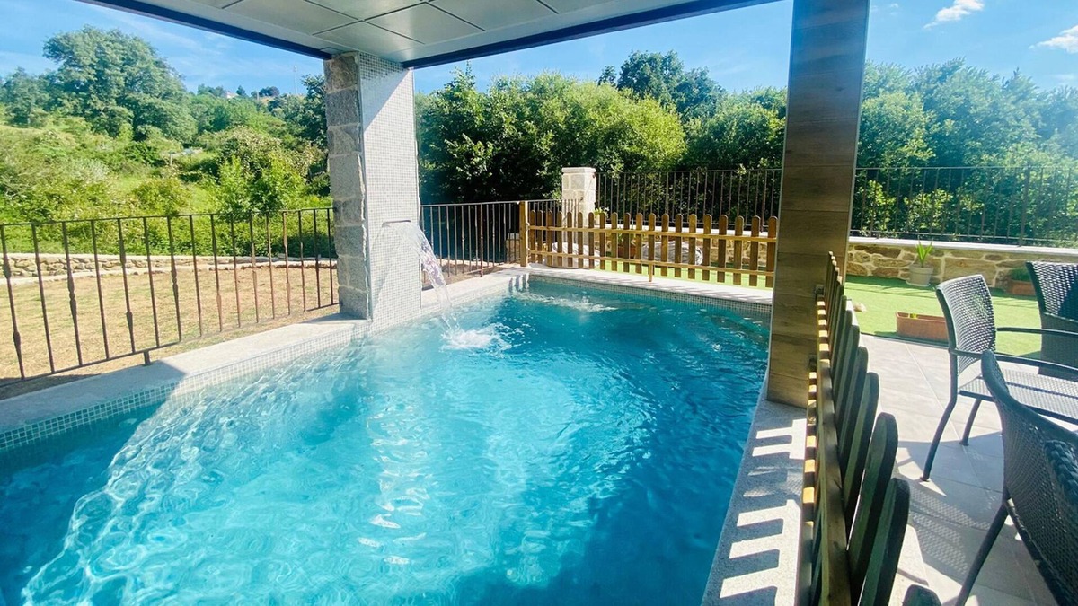 Robledondo House | Belvilla by OYO Holiday Home in Robledondo