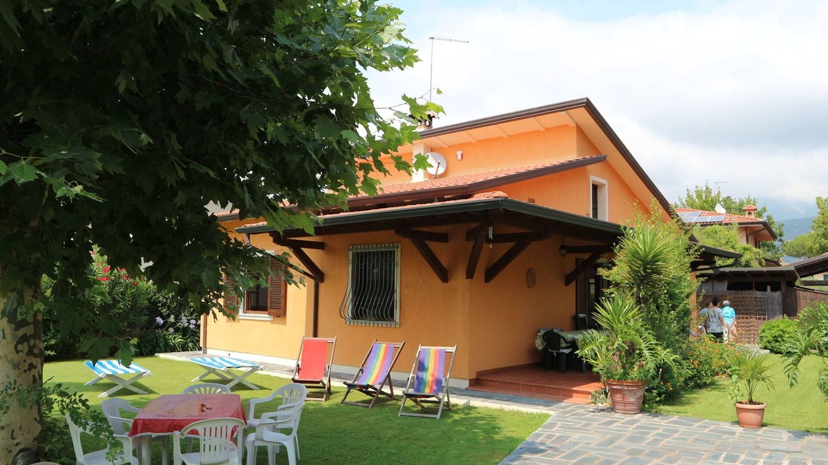 Cinquale House | Belvilla by OYO Rosetta