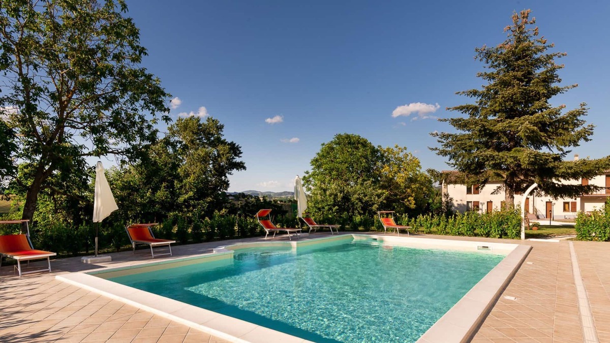 Sassoferrato Apartment | Belvilla by OYO Snug apartment with shared pool
