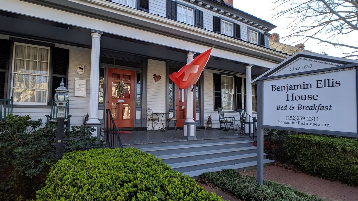 New Bern Bed & Breakfast | Benjamin Ellis House Bed & Breakfast