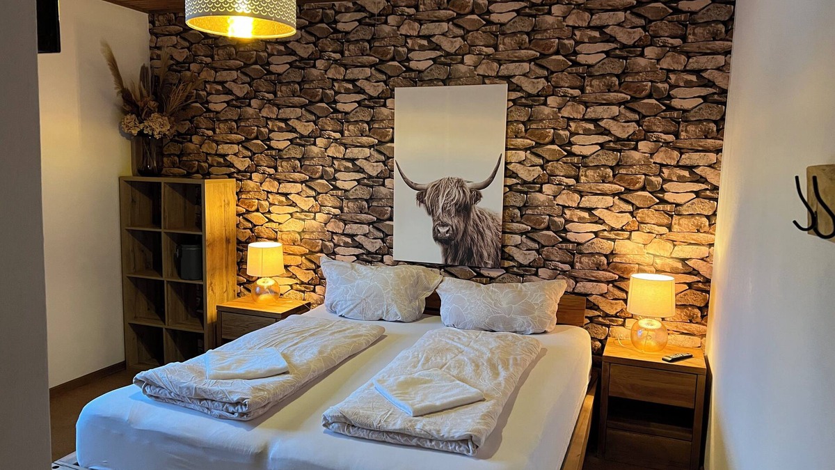 Finkenstein am Faaker See Bed & Breakfast | Bergbude