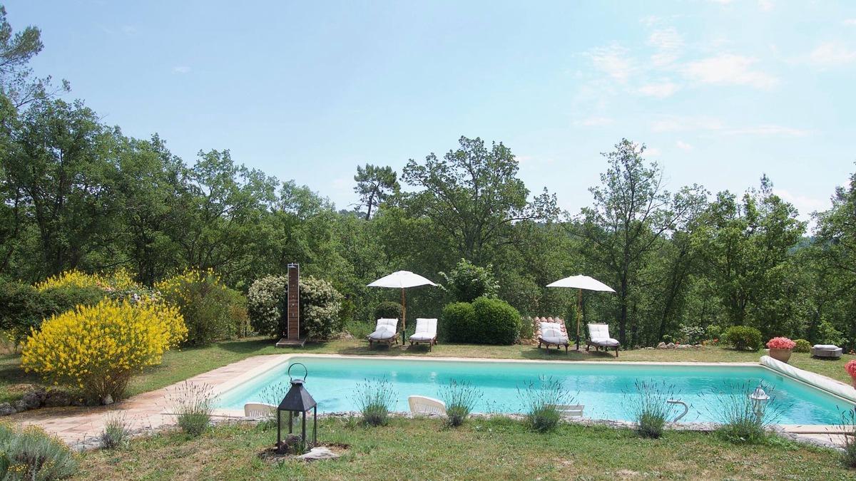 Saint-Paul-en-Foret Bed & Breakfast | Bergerie des Suanes